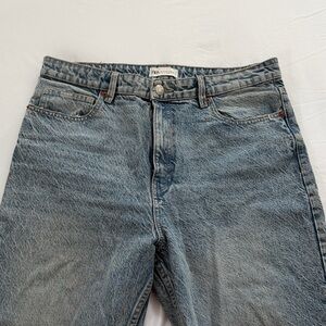 Zara women’s Blue Jeans